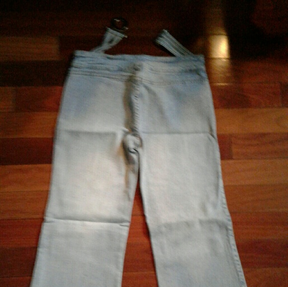 B Jeans | Sexy Belly-Out Zip Front Boot Cut Jeans - Picture 3 of 6